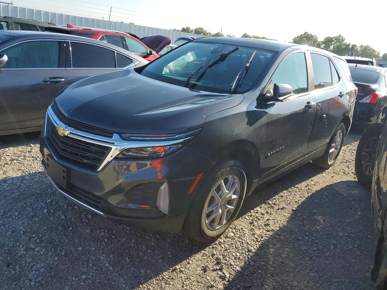 Photo of the 2022 CHEVROLET EQUINOX LT