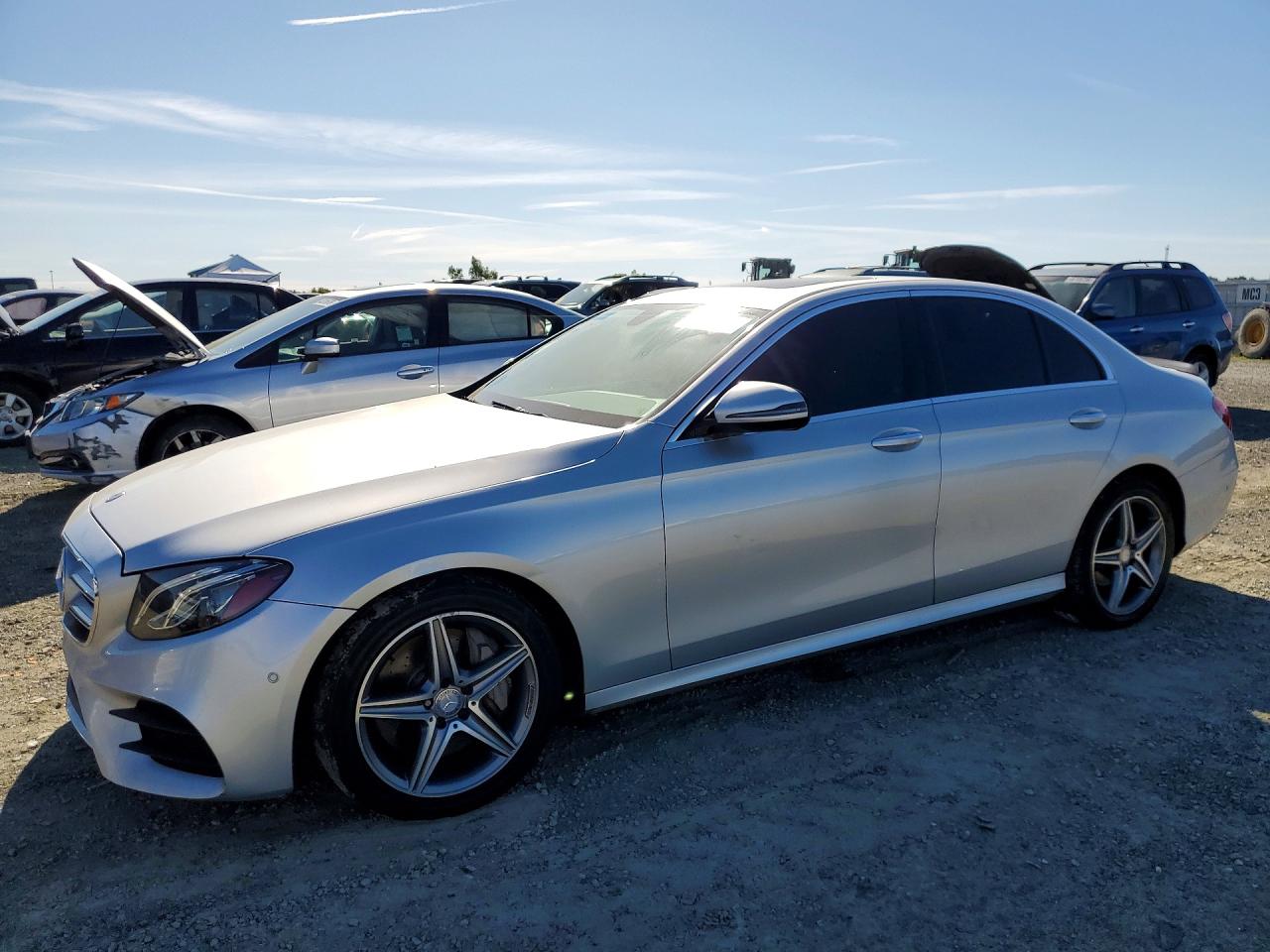 Photo of the 2017 MERCEDES-BENZ E 300