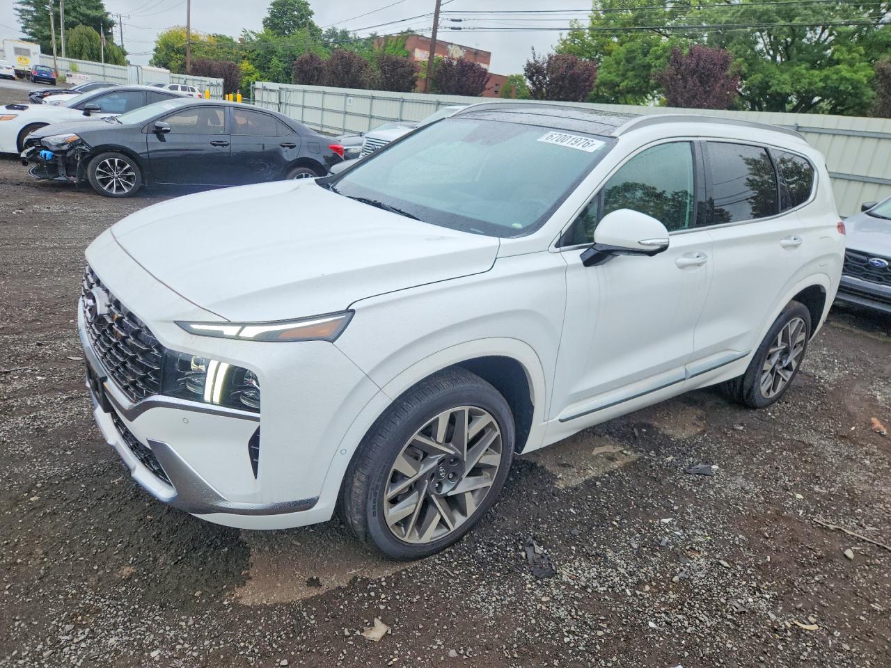 Photo of the 2023 HYUNDAI SANTA FE CALLIGRAPHY