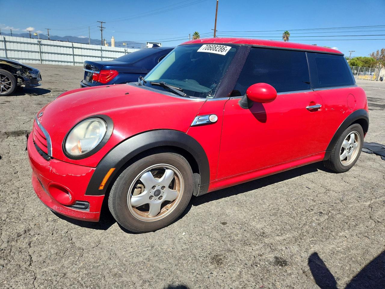Photo of the 2011 MINI COOPER