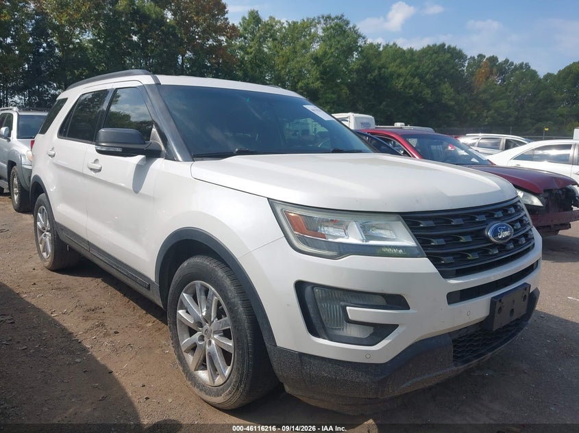 Photo of the 2017 FORD EXPLORER XLT