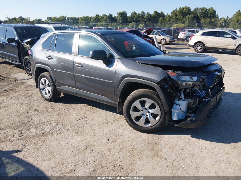 Photo of the 2022 TOYOTA RAV4 LE