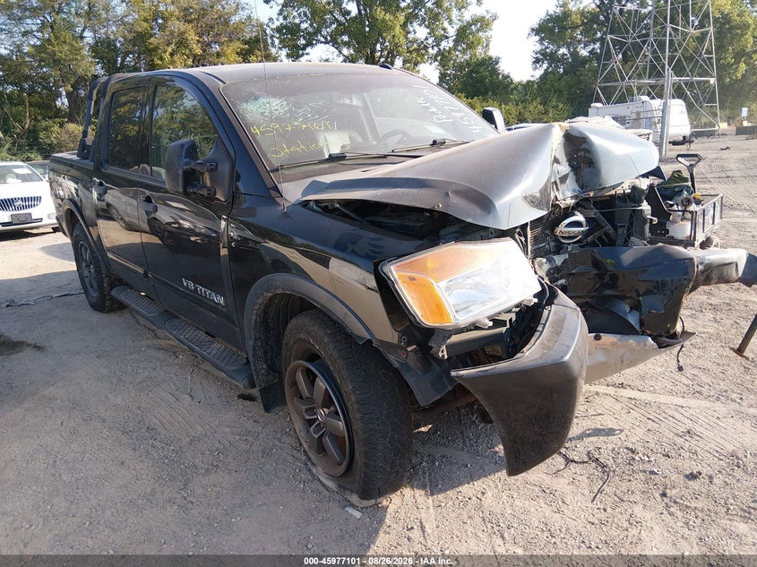 Photo of the 2013 NISSAN TITAN PRO-4X/S/SL/SV