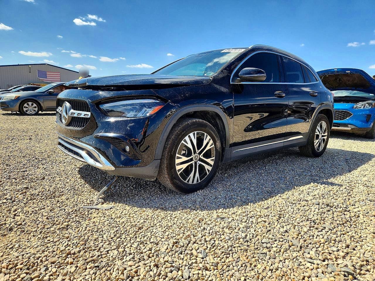 Photo of the 2025 MERCEDES-BENZ GLA 250