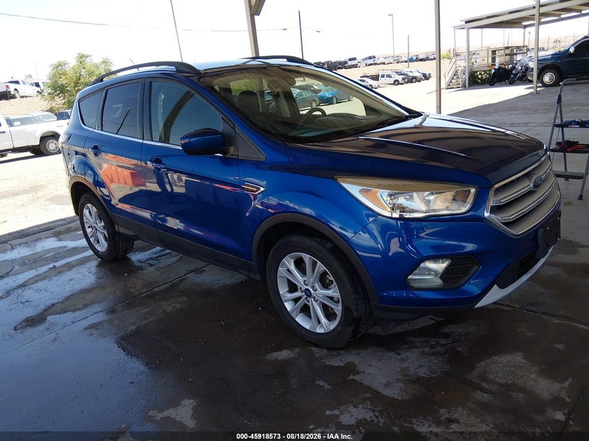 Photo of the 2018 FORD ESCAPE SE