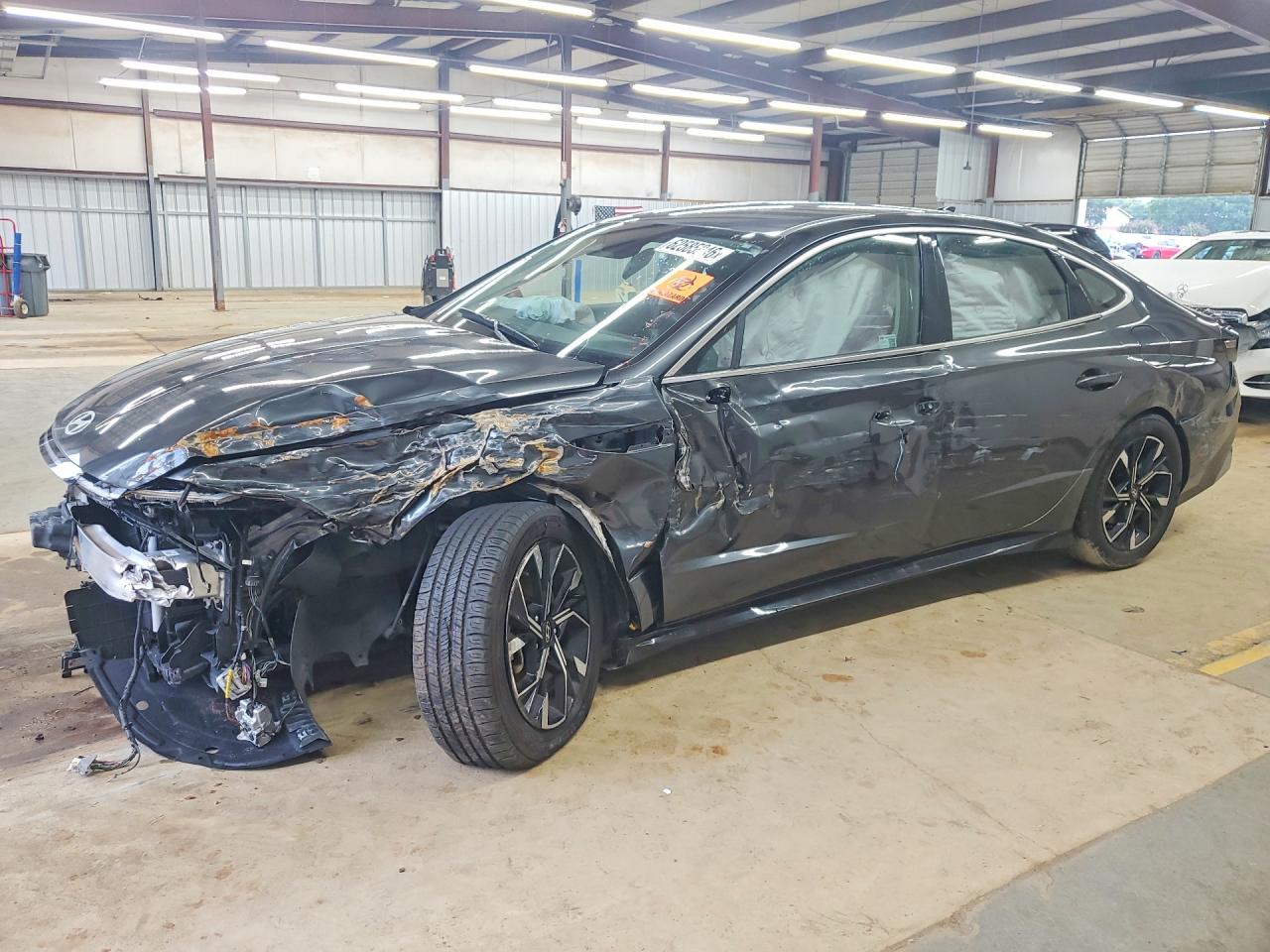 Photo of the 2025 HYUNDAI SONATA SEL