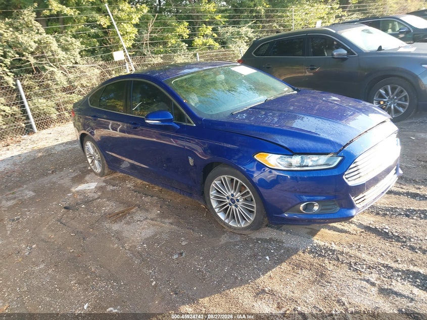 Photo of the 2015 FORD FUSION SE
