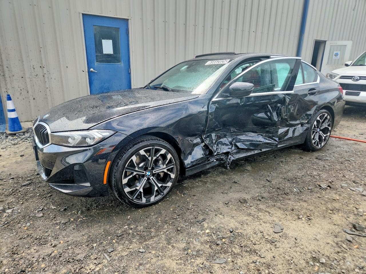 Photo of the 2026 BMW 330XI