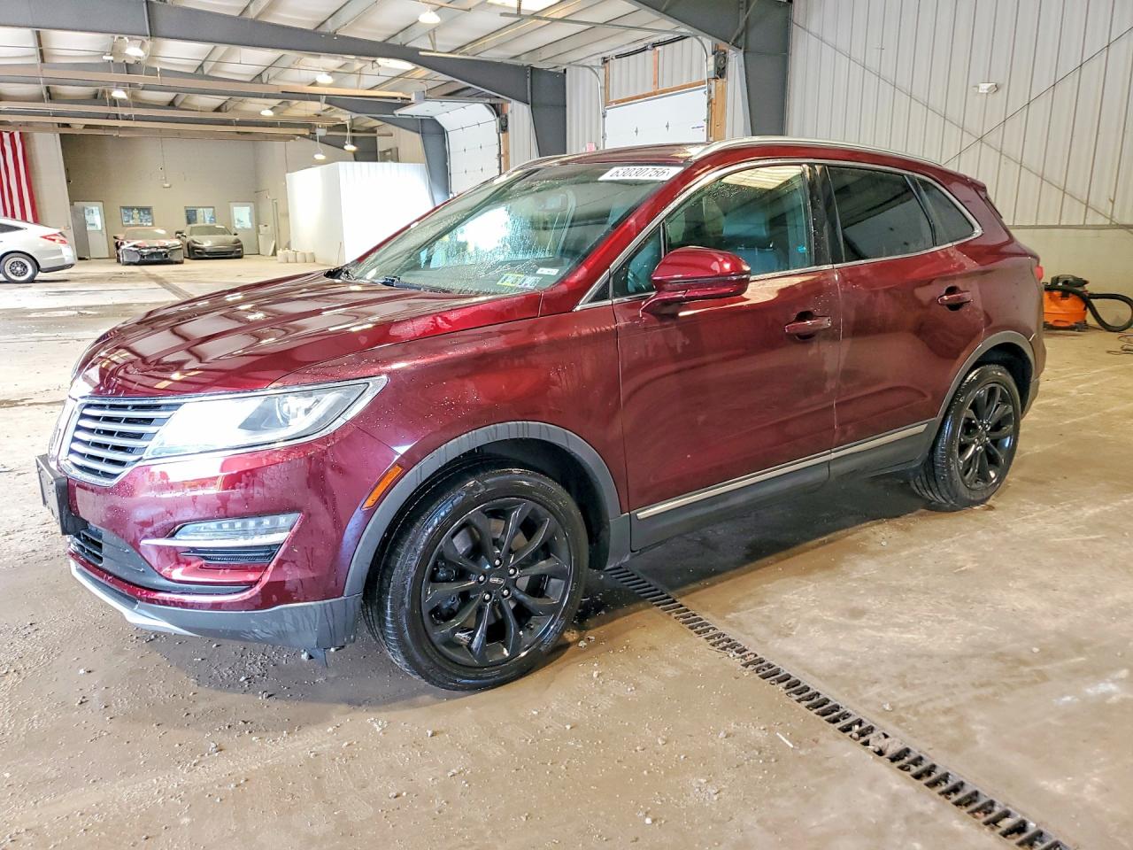 Photo of the 2017 LINCOLN MKC SELECT
