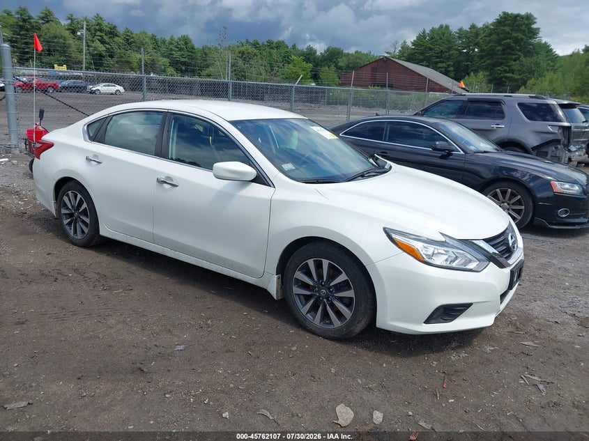 Photo of the 2016 NISSAN ALTIMA 2.5 SV