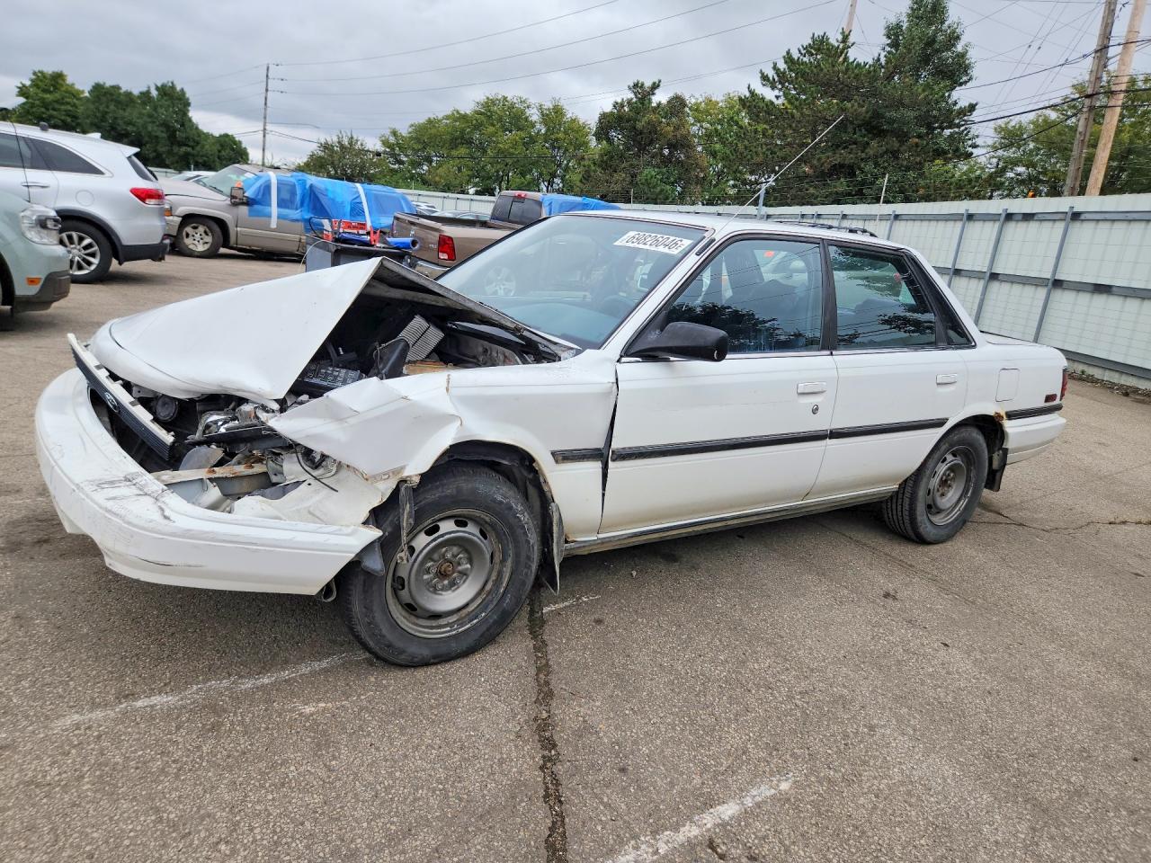 Photo of the 1991 TOYOTA CAMRY DELUXE
