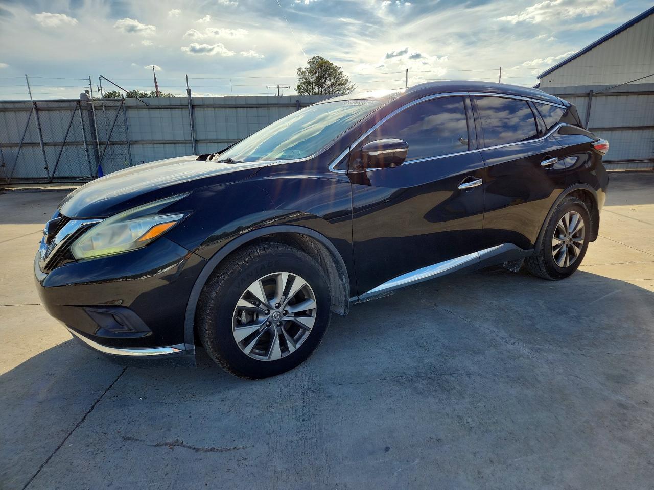 Photo of the 2015 NISSAN MURANO SL