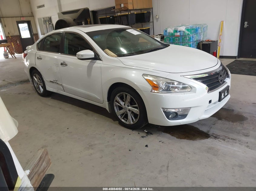 Photo of the 2013 NISSAN ALTIMA 2.5 SL
