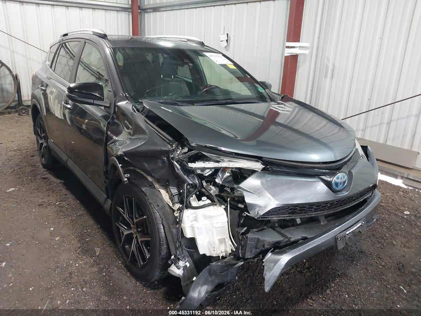 Photo of the 2018 TOYOTA RAV4 HYBRID SE