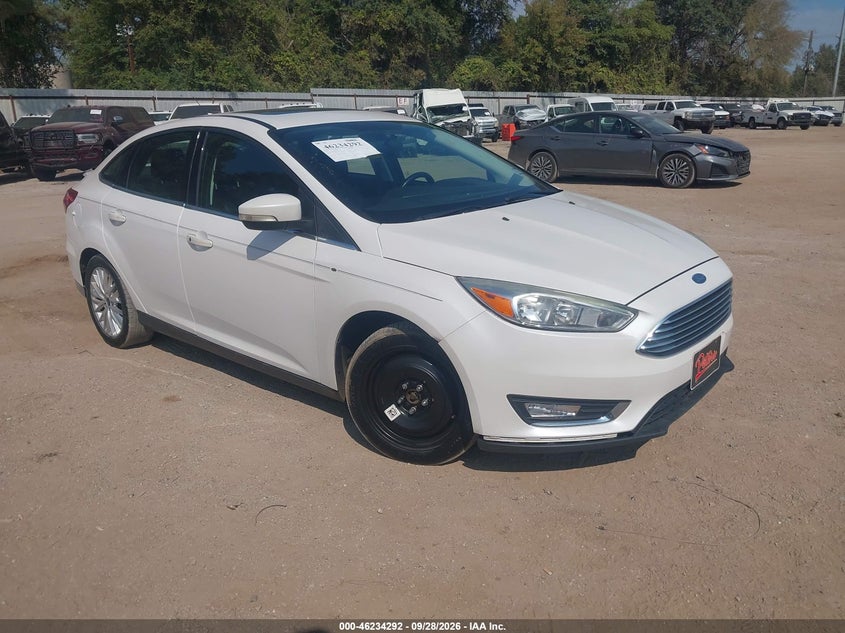 Photo of the 2017 FORD FOCUS TITANIUM