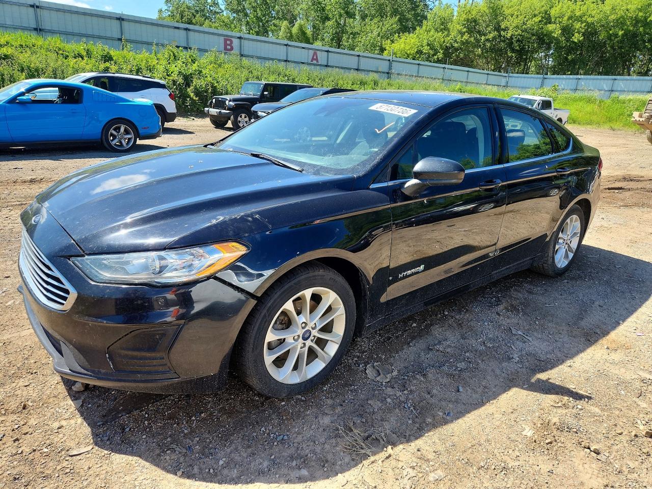 Photo of the 2019 FORD FUSION SE