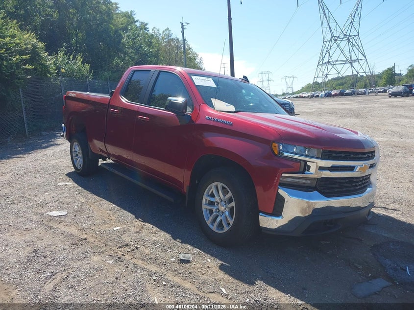 Photo of the 2020 CHEVROLET SILVERADO 1500 4WD STANDARD BED LT