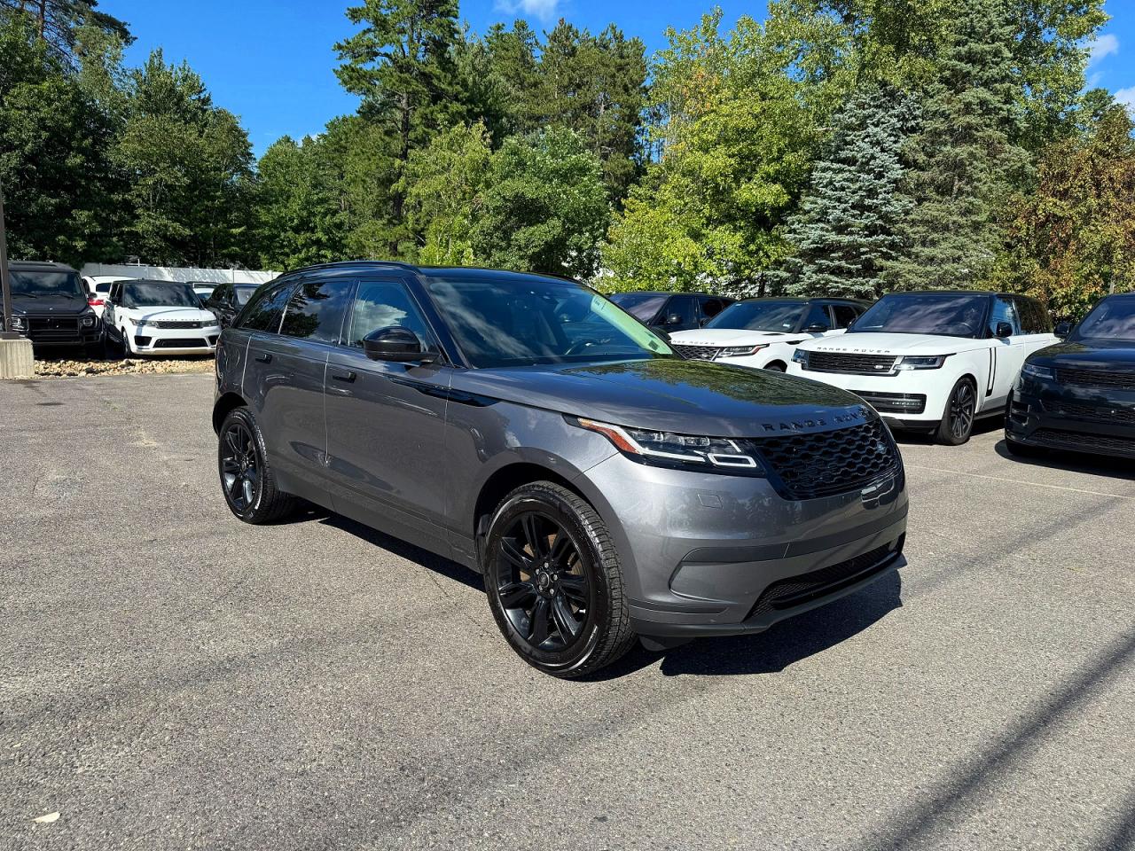 Photo of the 2018 LAND ROVER RANGE ROVER VELAR S