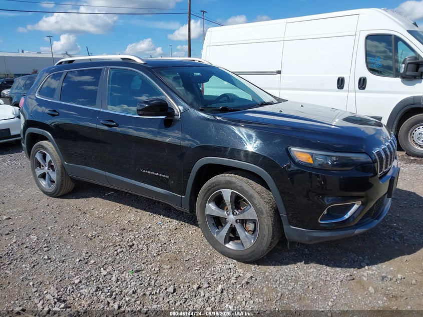 Photo of the 2019 JEEP CHEROKEE LIMITED 4X4