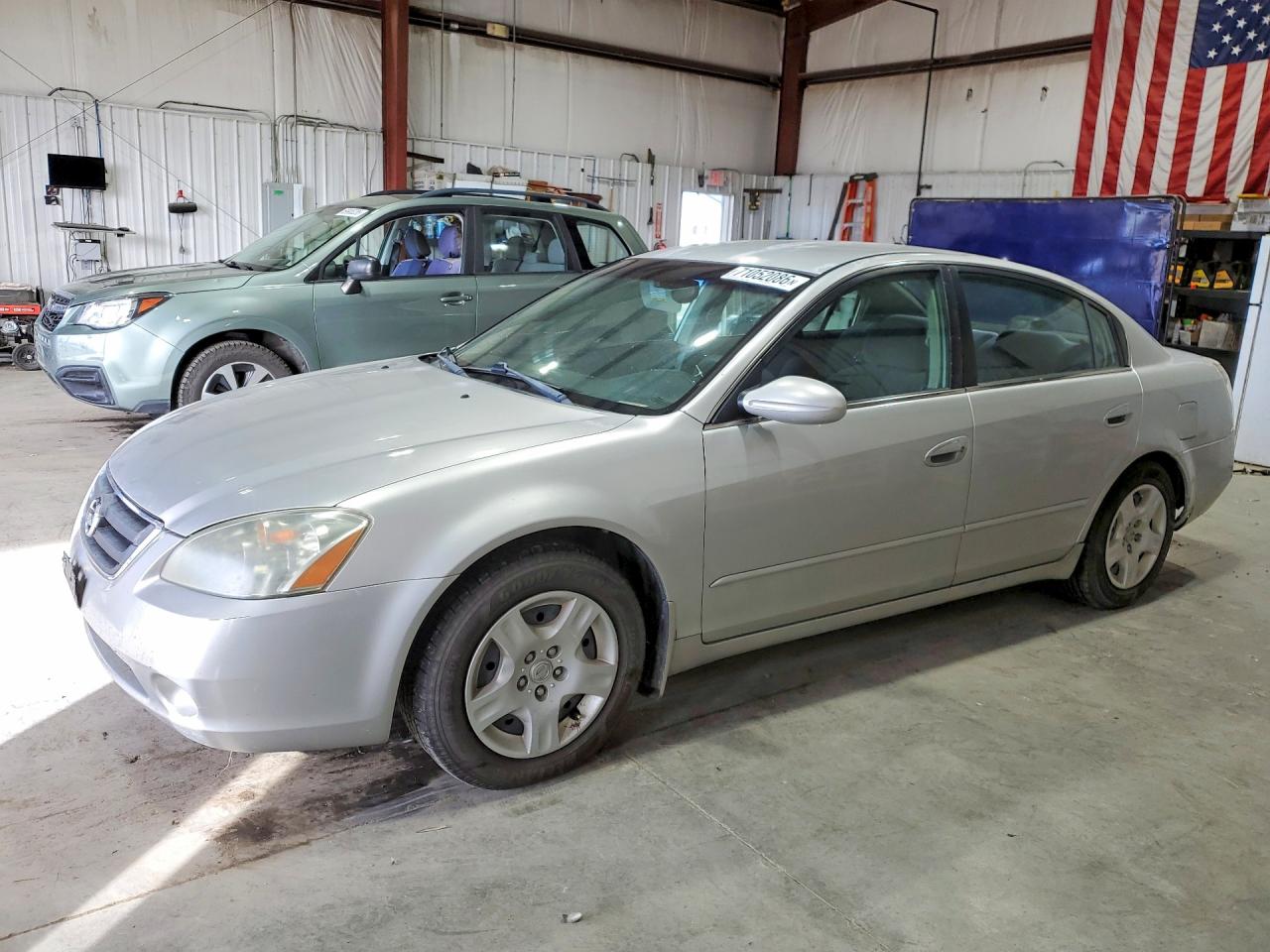 Photo of the 2002 NISSAN ALTIMA 2.5
