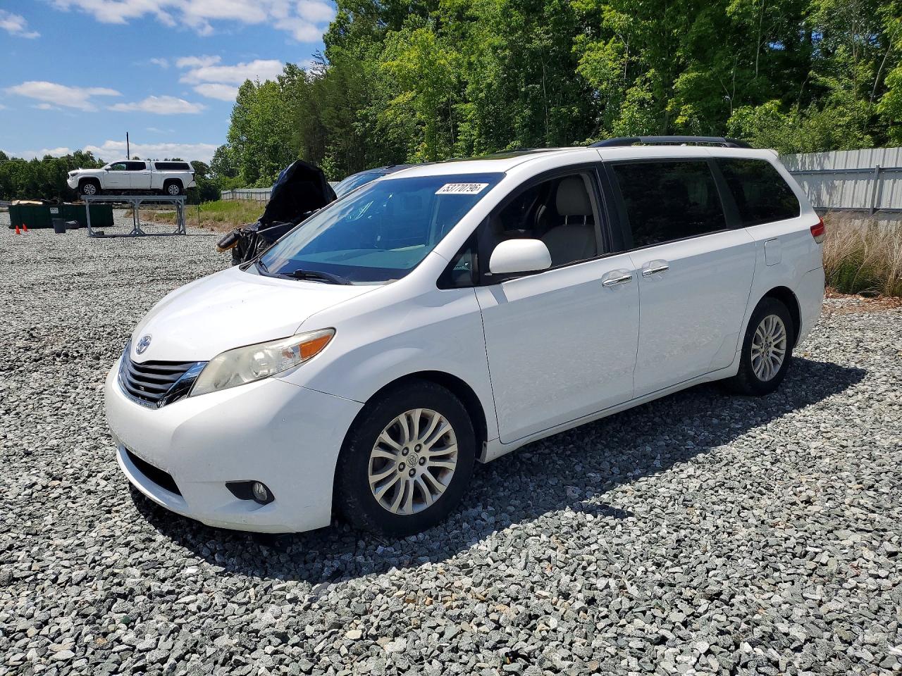 Photo of the 2014 TOYOTA SIENNA XLE 8-PASSENGER