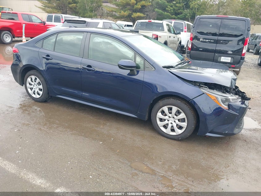 Photo of the 2020 TOYOTA COROLLA LE