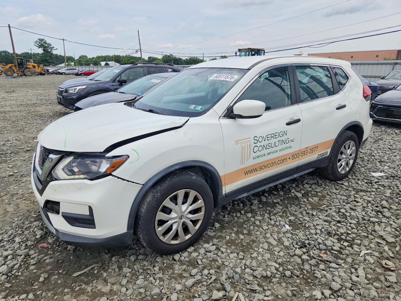 Photo of the 2018 NISSAN ROGUE S