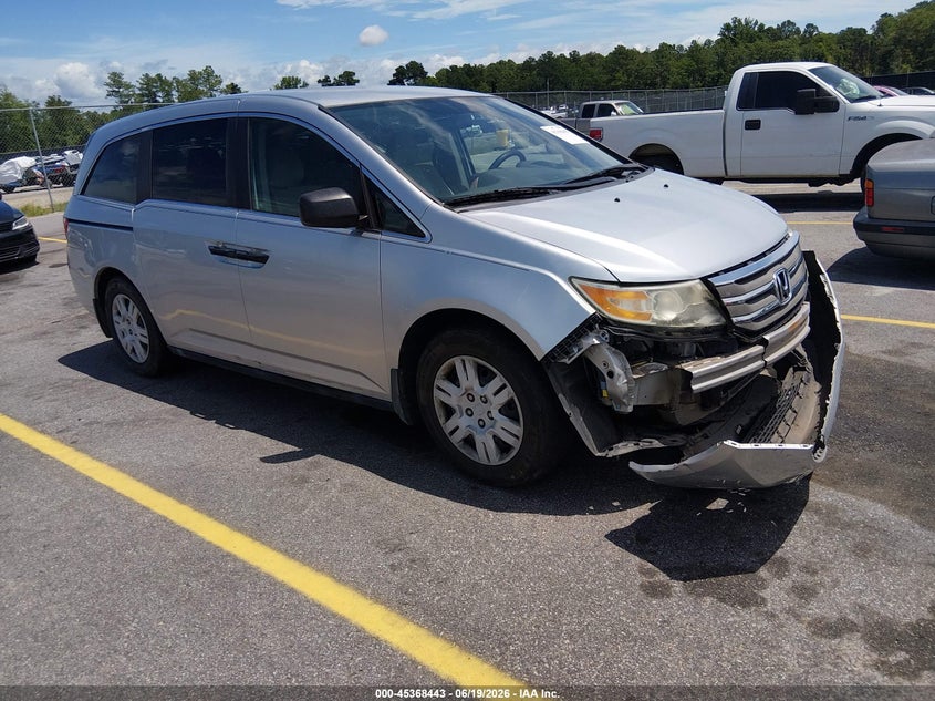Photo of the 2011 HONDA ODYSSEY LX
