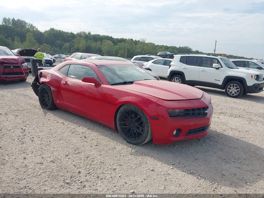 Photo of the 2013 CHEVROLET CAMARO 1LT