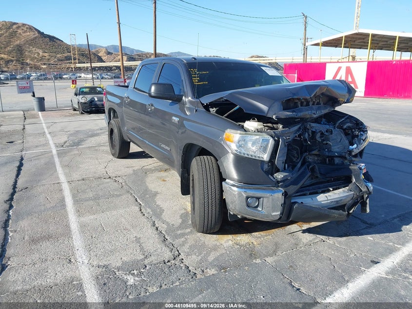 Photo of the 2017 TOYOTA TUNDRA SR5 5.7L V8
