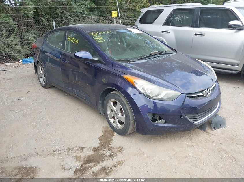 Photo of the 2013 HYUNDAI ELANTRA GLS