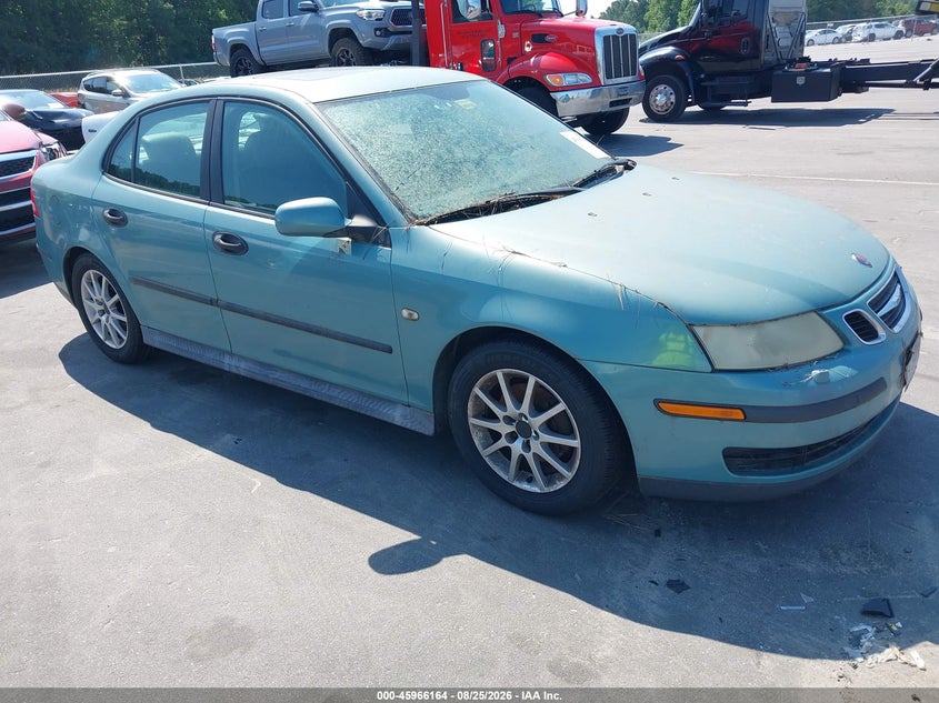 Photo of the 2004 SAAB 9-3 LINEAR