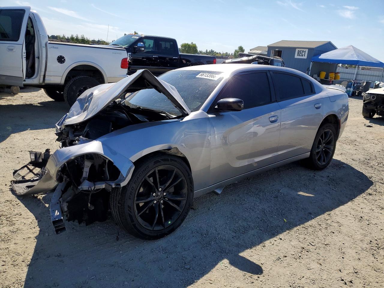 Photo of the 2016 DODGE CHARGER SXT