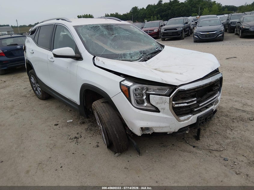 Photo of the 2023 GMC TERRAIN AWD SLT