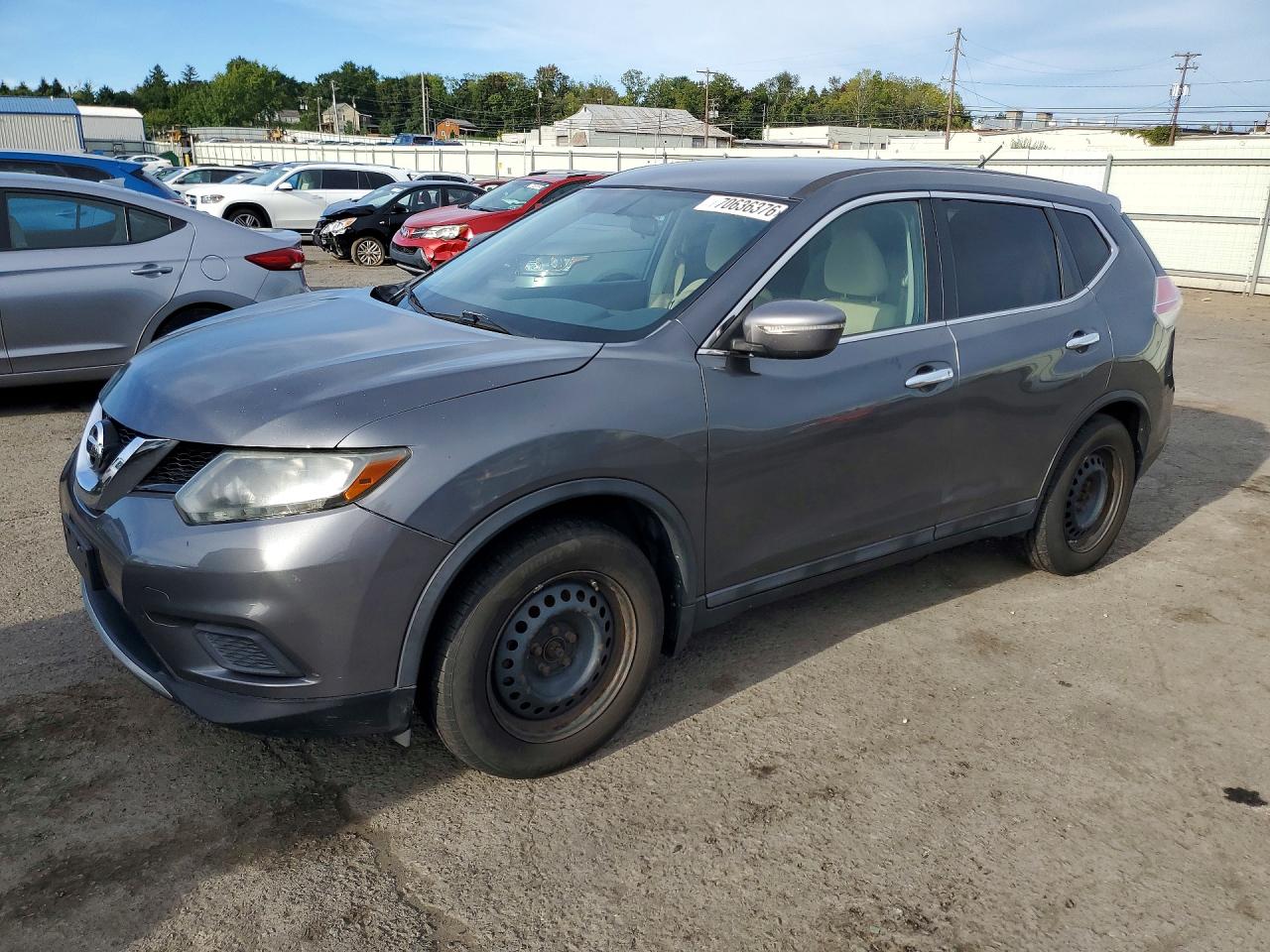 Photo of the 2015 NISSAN ROGUE S