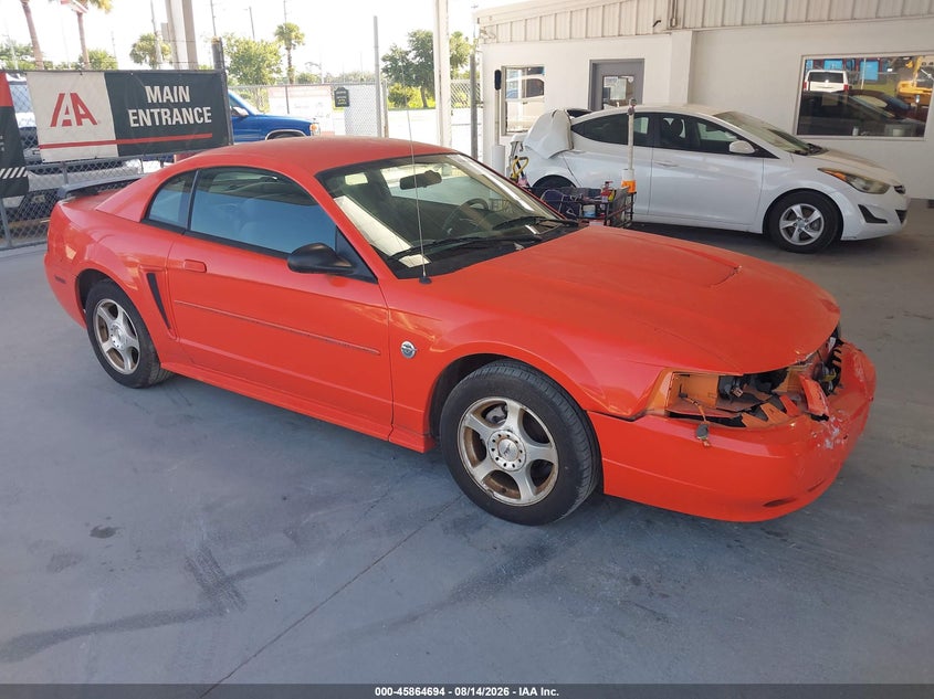 Photo of the 2004 FORD MUSTANG