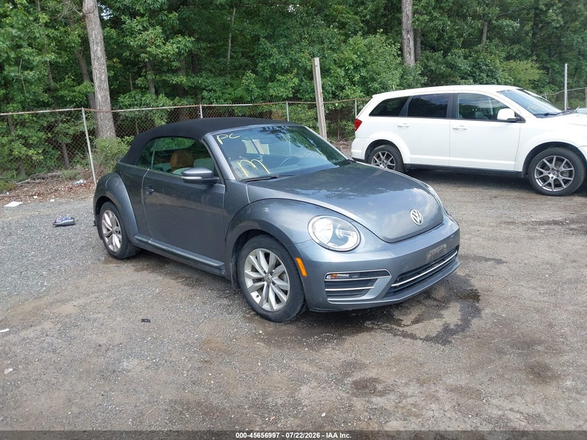 Photo of the 2017 VOLKSWAGEN BEETLE #PINKBEETLE/1.8T CLASSIC/1.8T S/1.8T SE/1.8T SEL