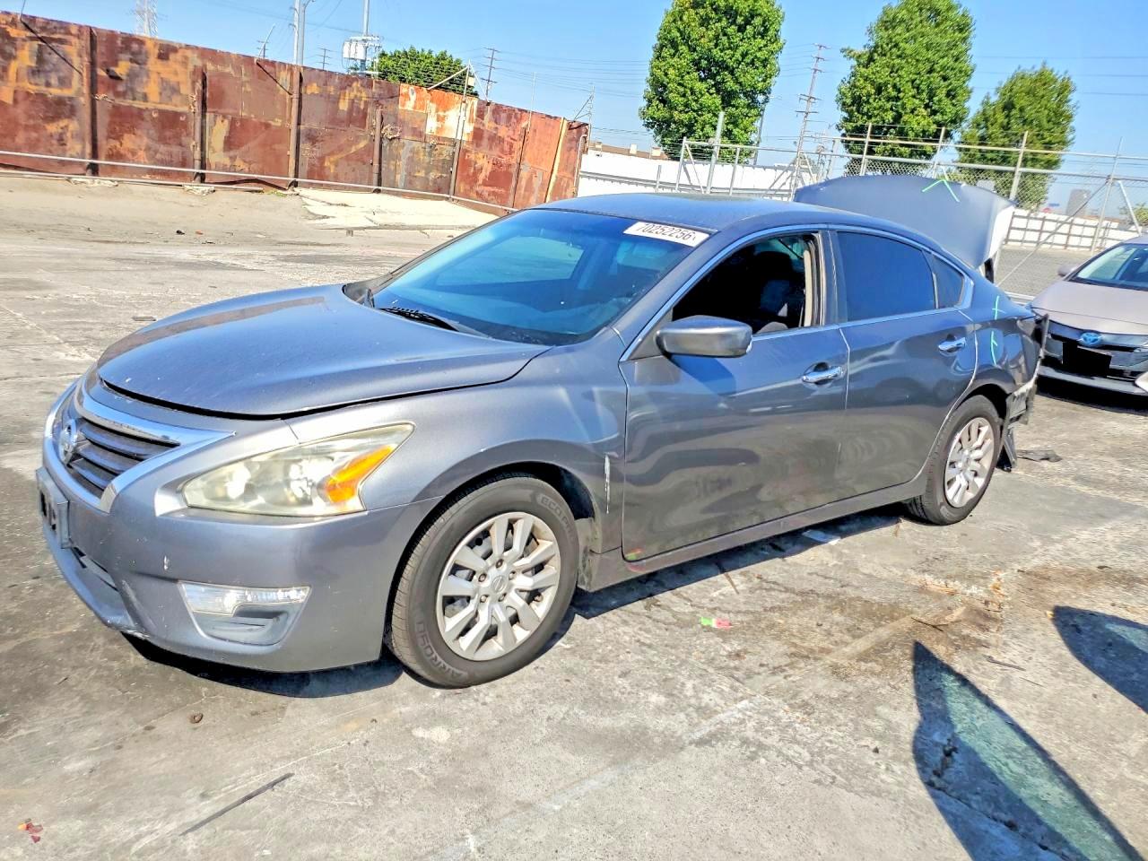 Photo of the 2015 NISSAN ALTIMA 2.5