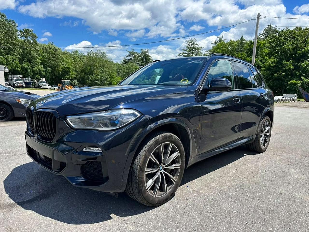 Photo of the 2021 BMW X5 XDRIVE45E