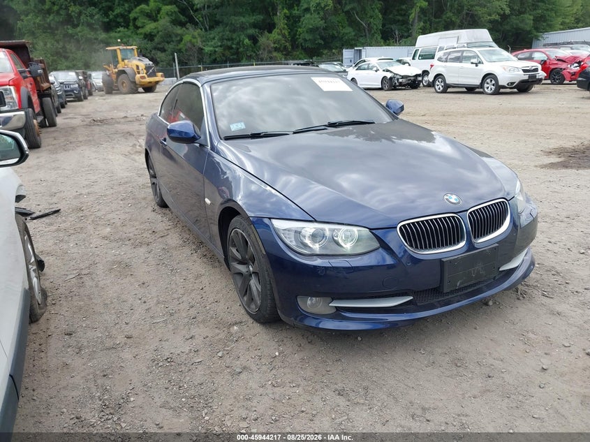 Photo of the 2012 BMW 328I