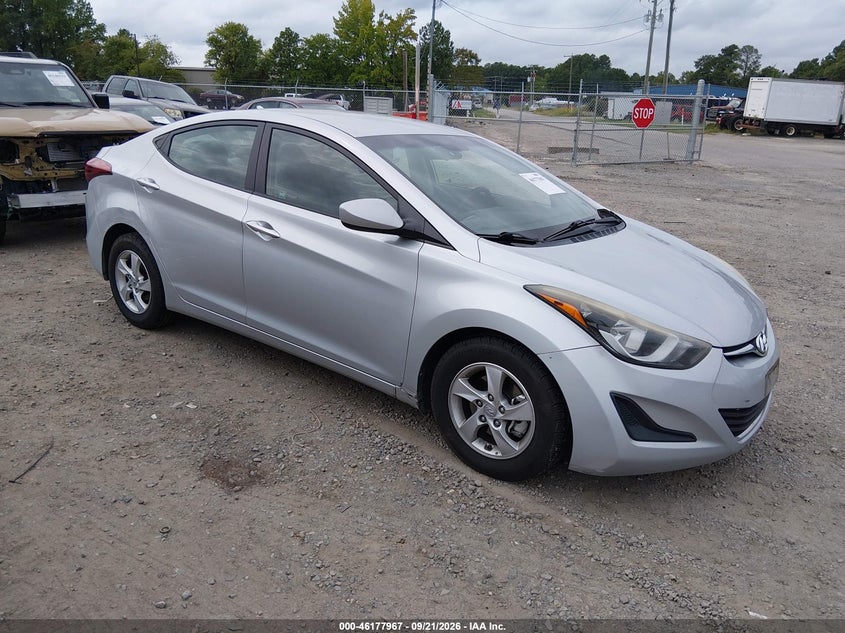 Photo of the 2014 HYUNDAI ELANTRA SE