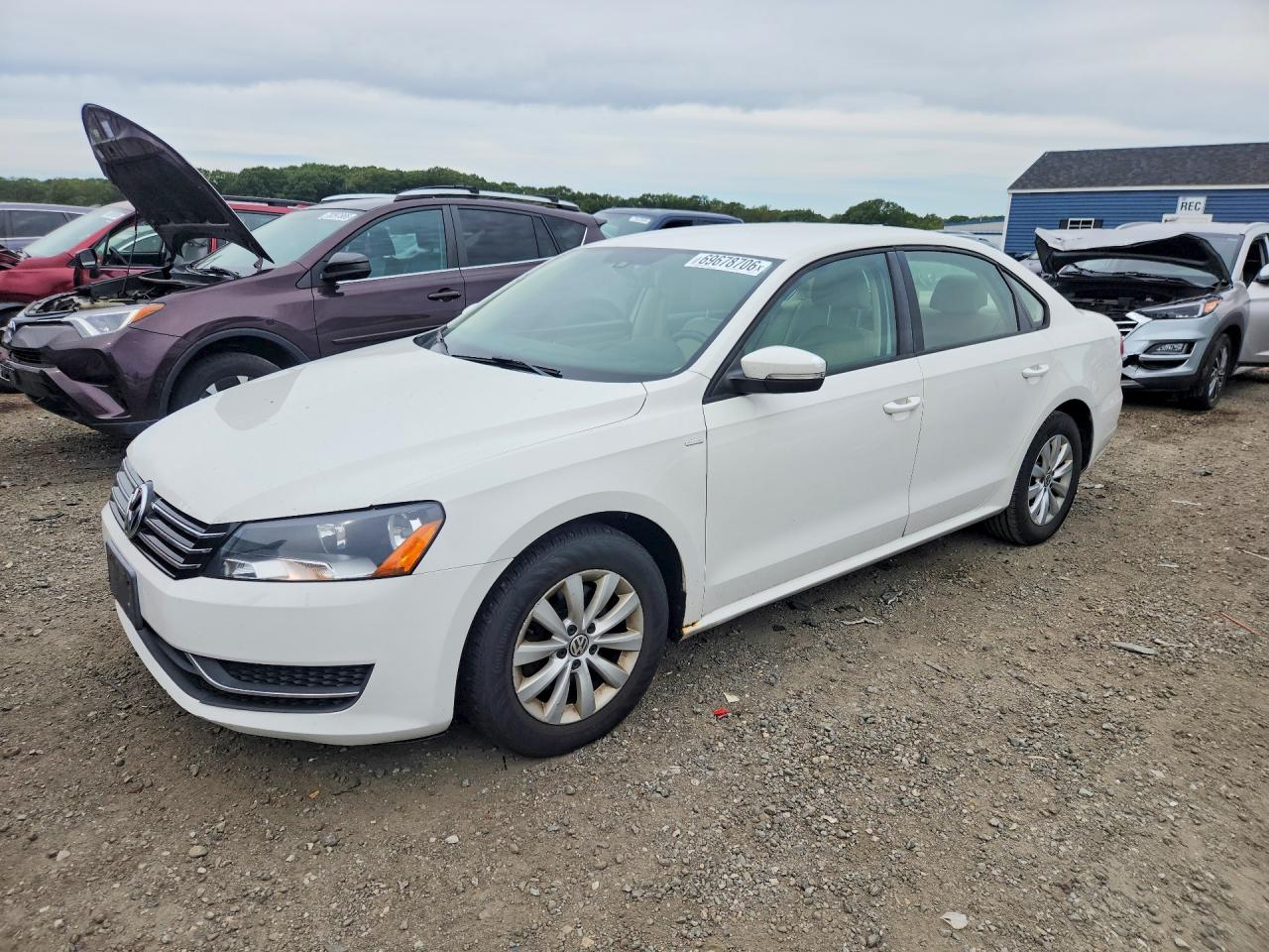 Photo of the 2014 VOLKSWAGEN PASSAT S