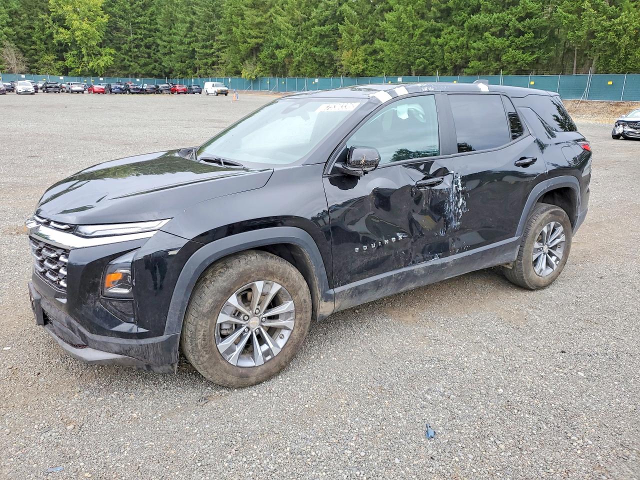 Photo of the 2025 CHEVROLET EQUINOX LT