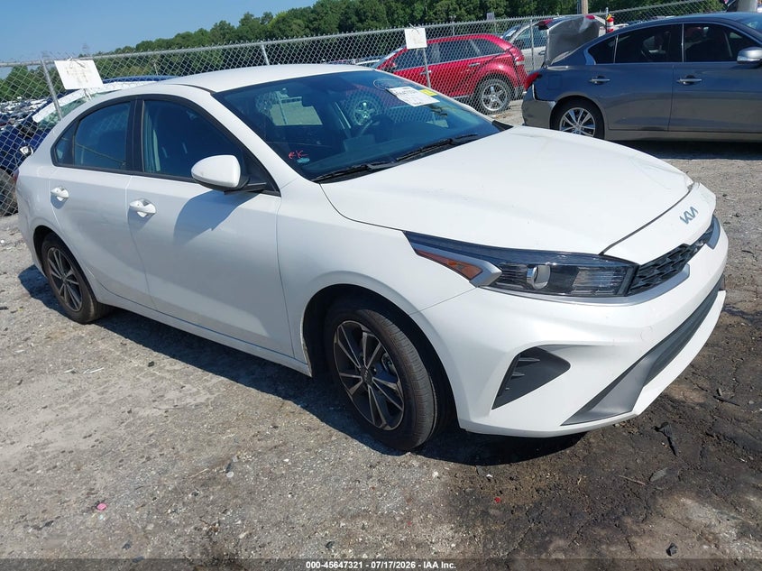 Photo of the 2024 KIA FORTE LXS