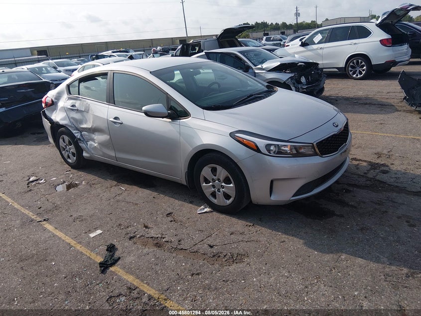 Photo of the 2017 KIA FORTE LX