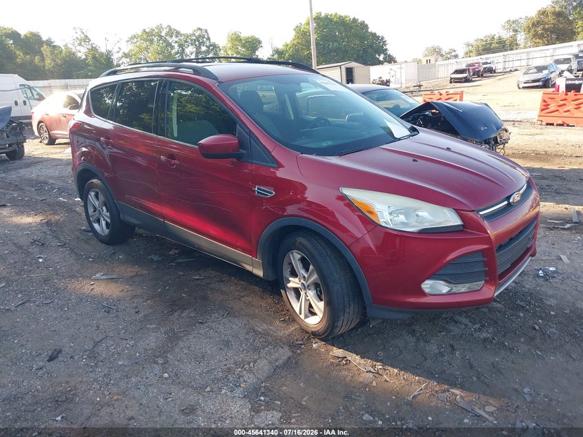 Photo of the 2014 FORD ESCAPE SE