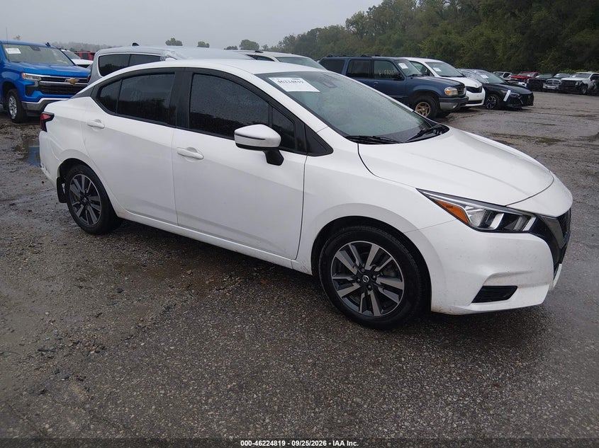 Photo of the 2021 NISSAN VERSA SV XTRONIC CVT