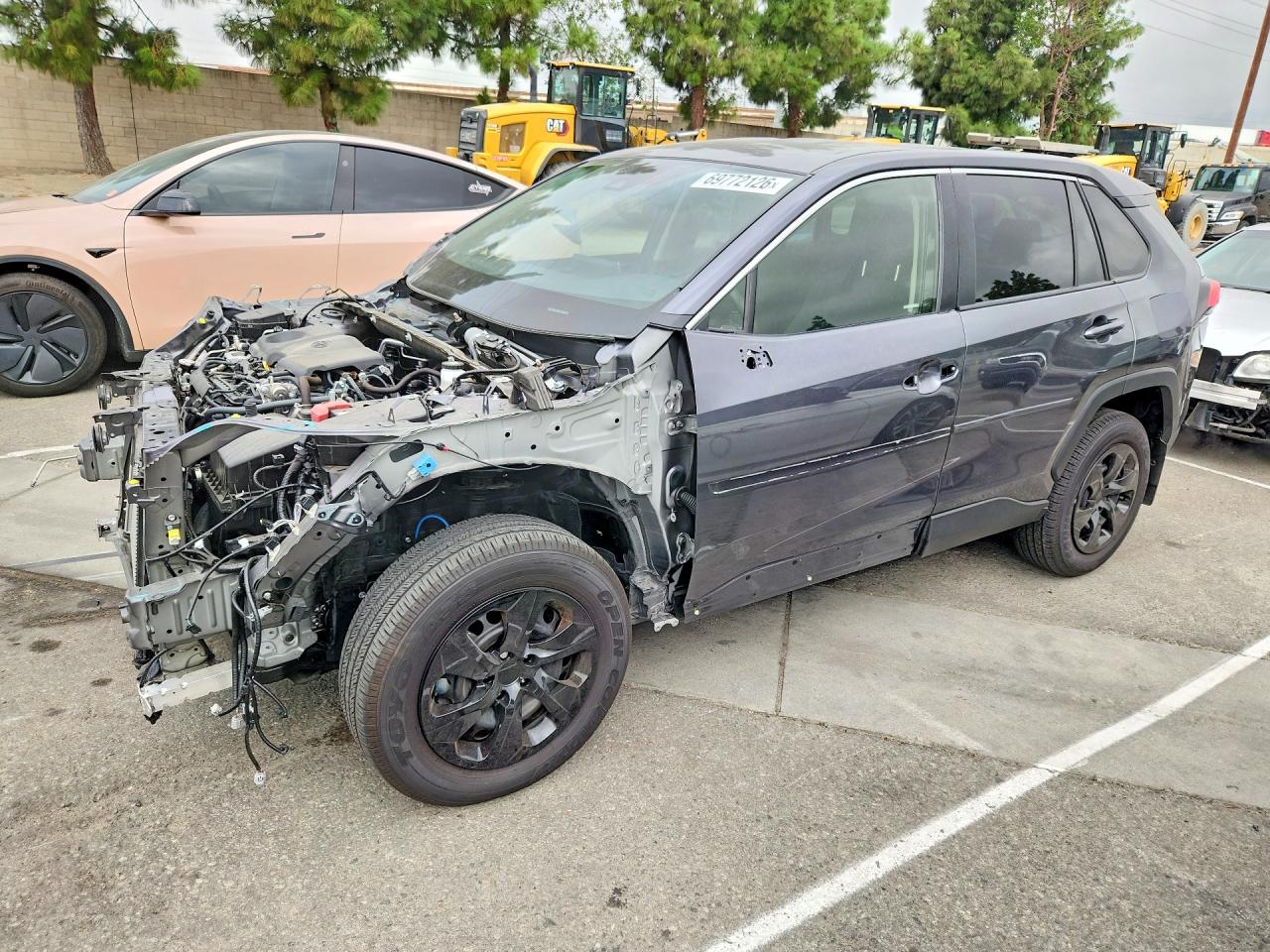 Photo of the 2025 TOYOTA RAV4 LE