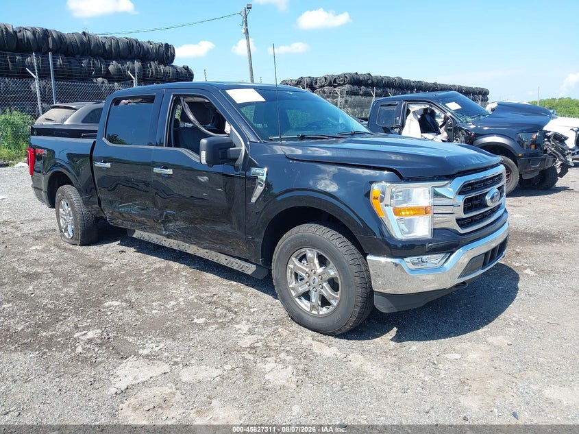 Photo of the 2023 FORD F-150 XLT