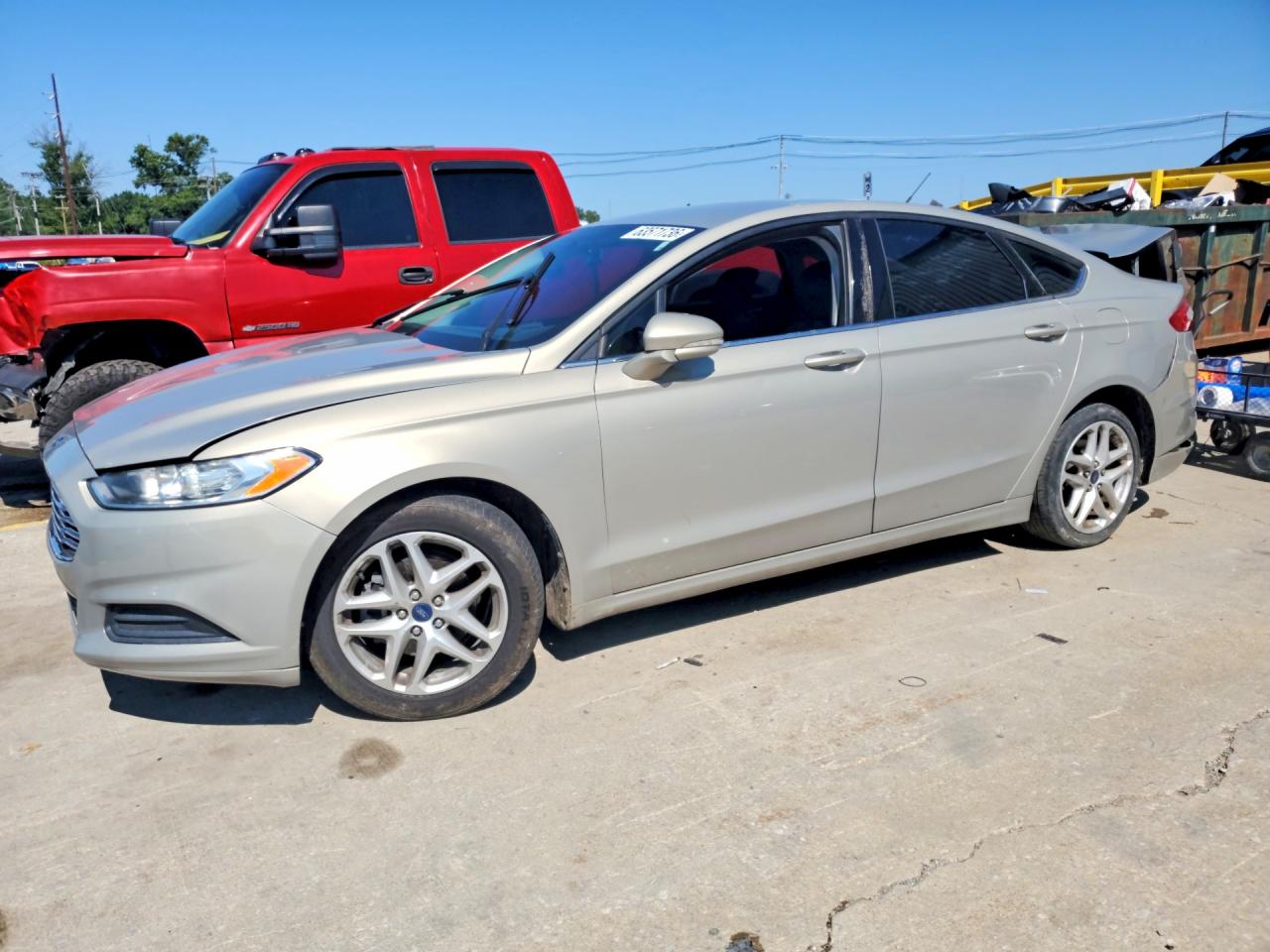 Photo of the 2015 FORD FUSION SE